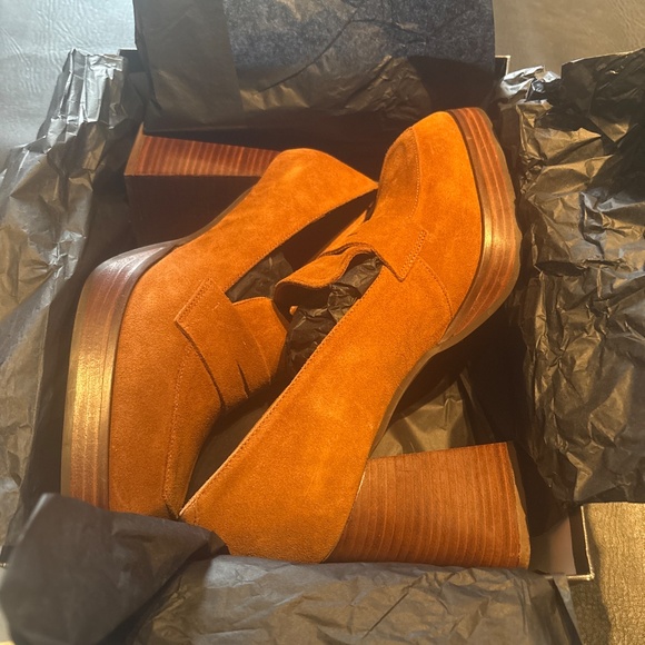 Ángel Alarcón Honey Suede Block Heel Loafers – Size EU 40 (US 9.5) - Picture 7 of 7